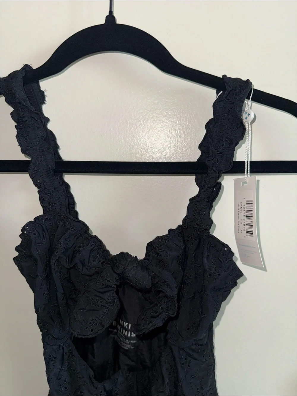 Frankies Bikinis never worn